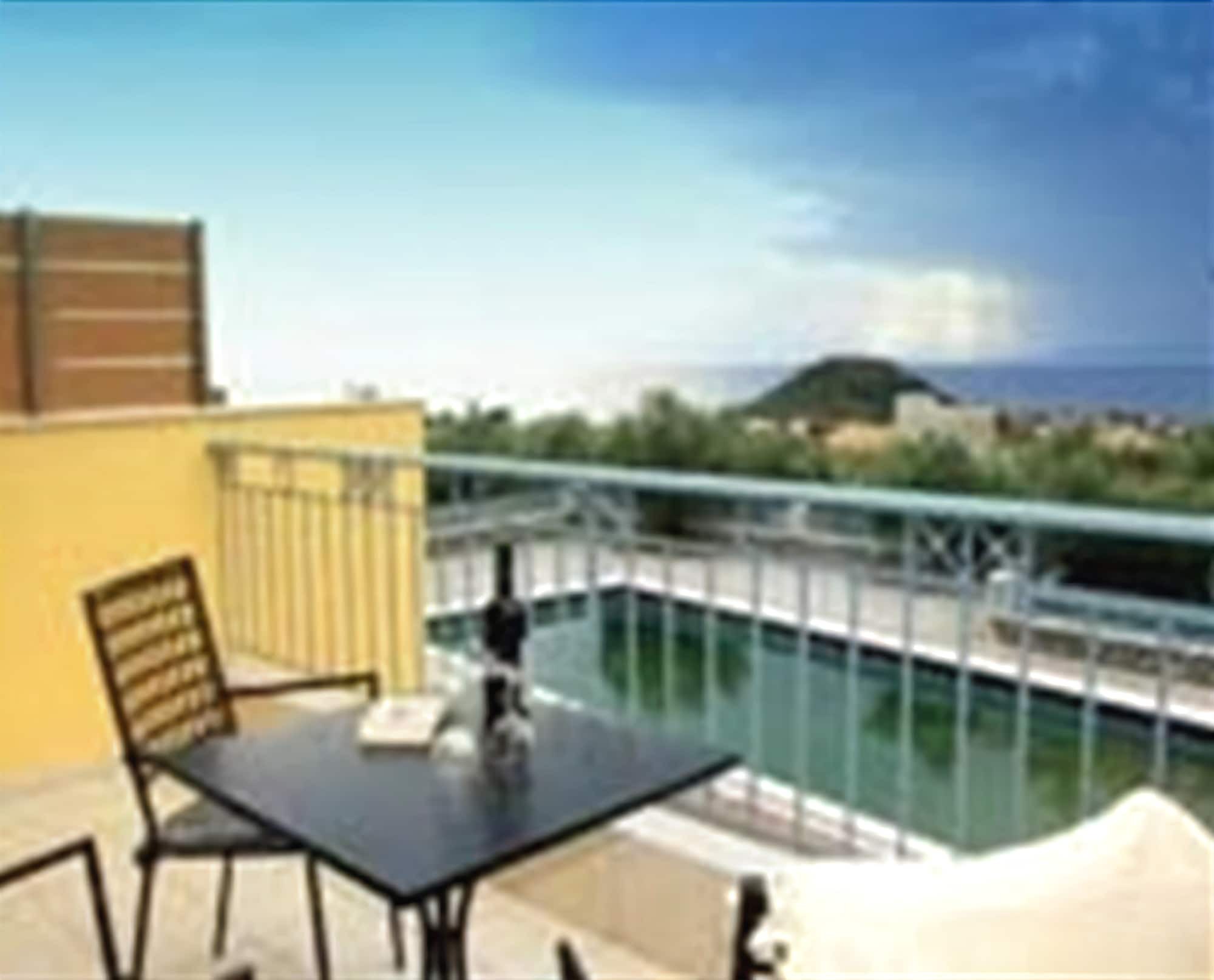 Hotel Sunday Maria à Stoúpa Extérieur photo